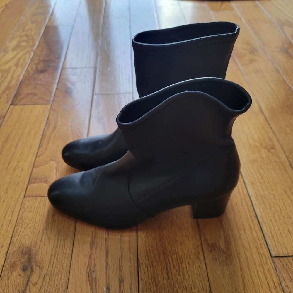 Stuart Weitzman Booties